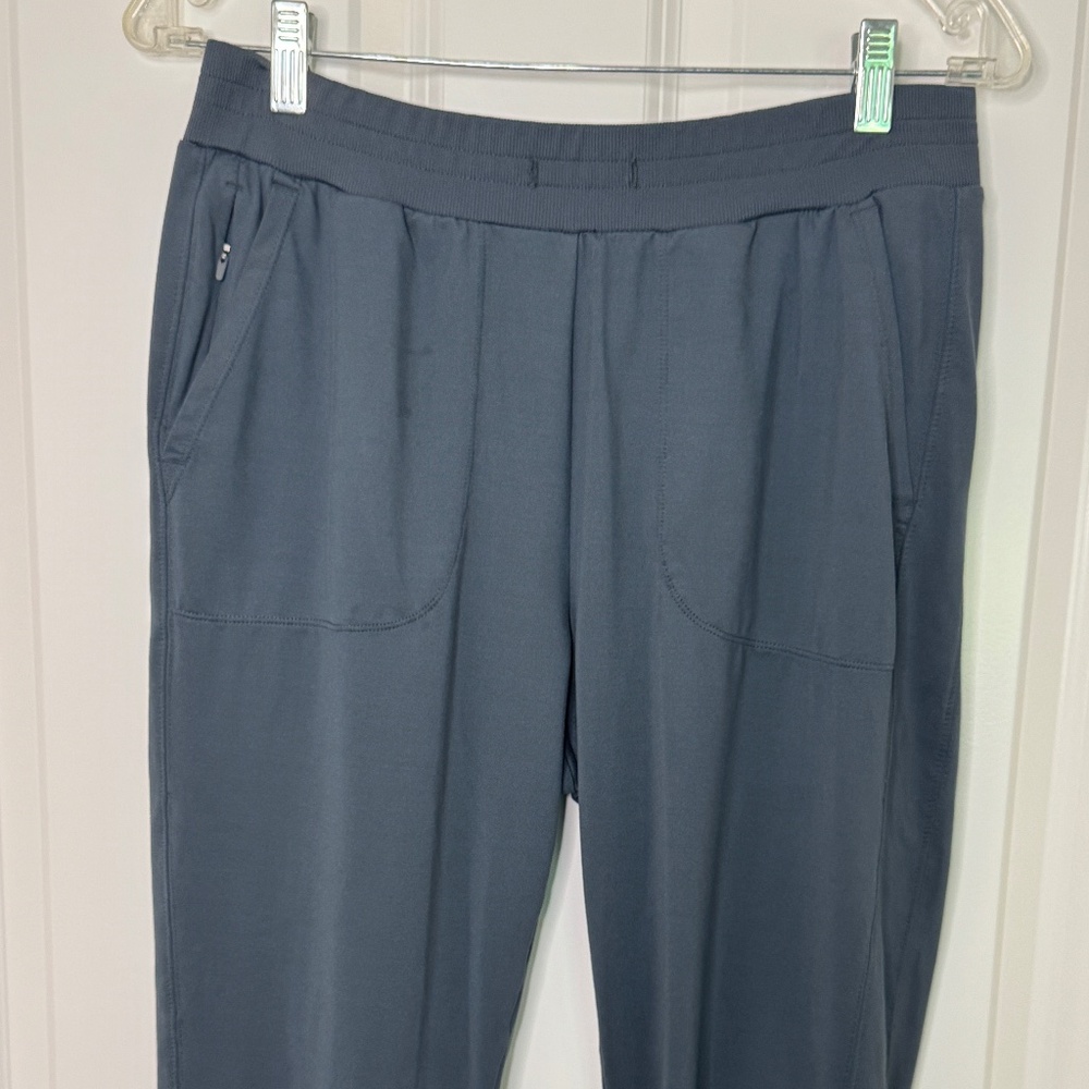 Zella Performance Joggers - Size M